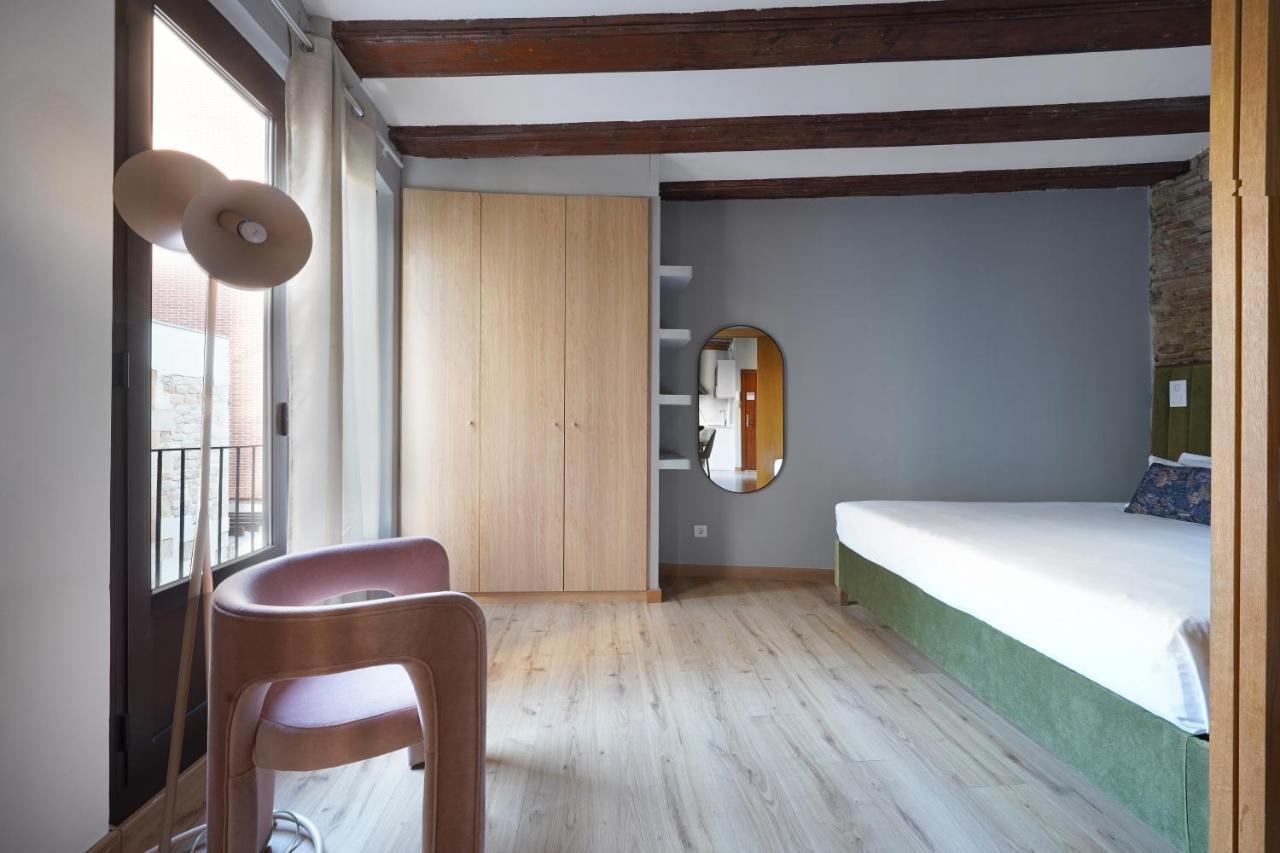 Numa Barcelona Lustre Appartement Buitenkant foto